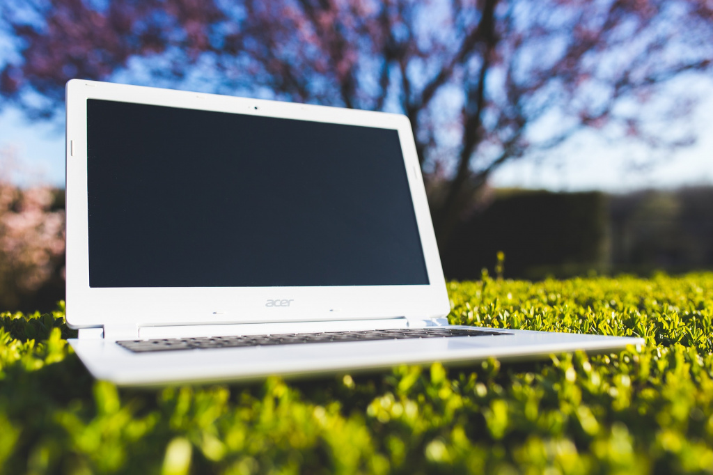 laptop-762548_1920.jpg